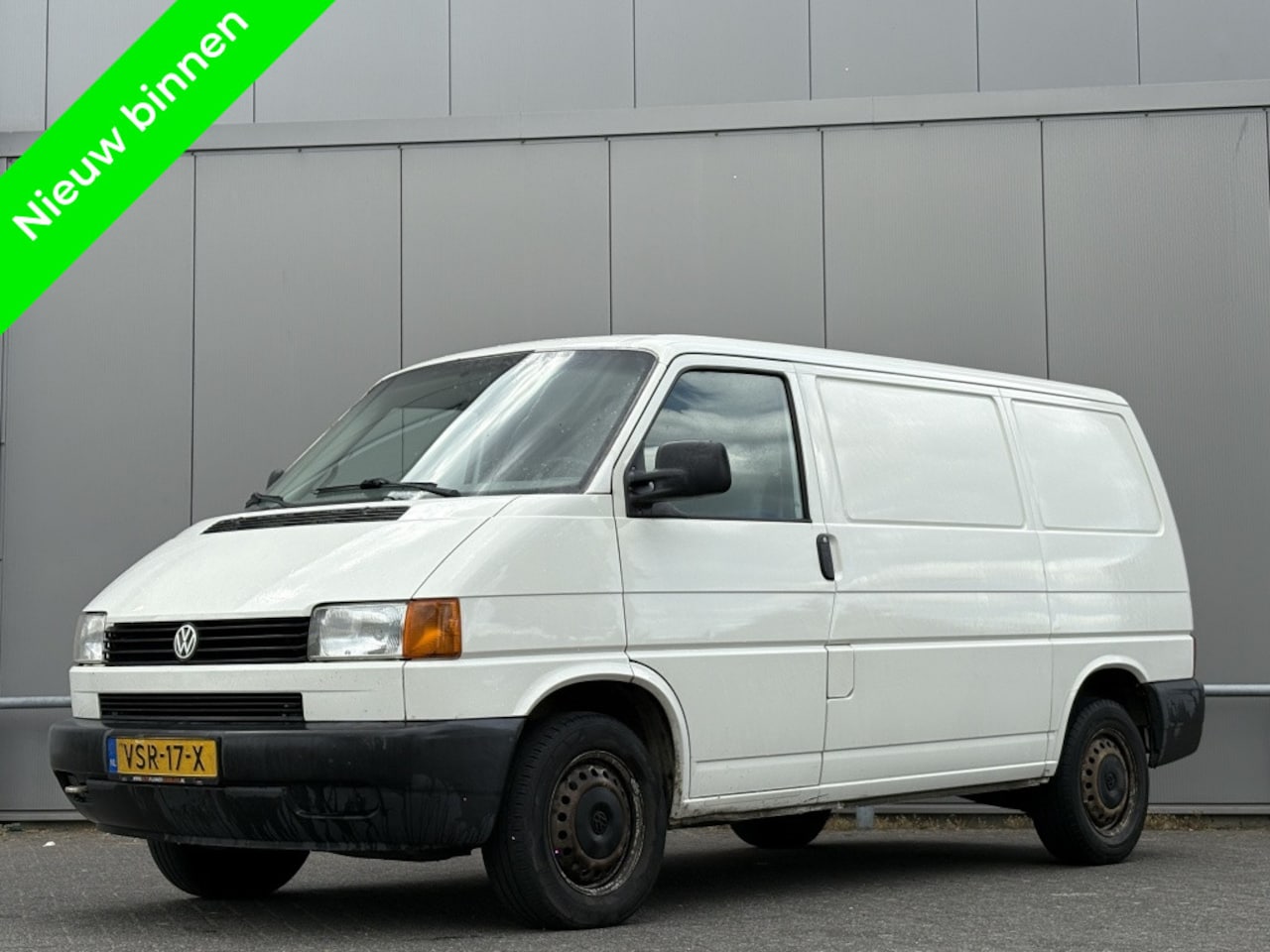 Volkswagen Transporter - 2.5 292 - BENZINE! - Trekhaak - - AutoWereld.nl