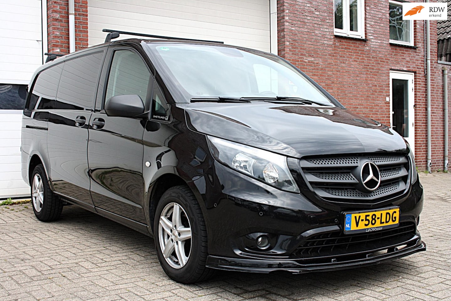 Mercedes-Benz Vito - 116 CDI Lang|Automaat|Airco|APK|Parkeersensor|Verwarmde stoelen|Elektrische ramen - AutoWereld.nl