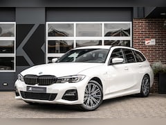 BMW 3-serie Touring - 330e xDrive M Sport | Shadow | Trekhaak | HIFI |DAB | 18 Inch |