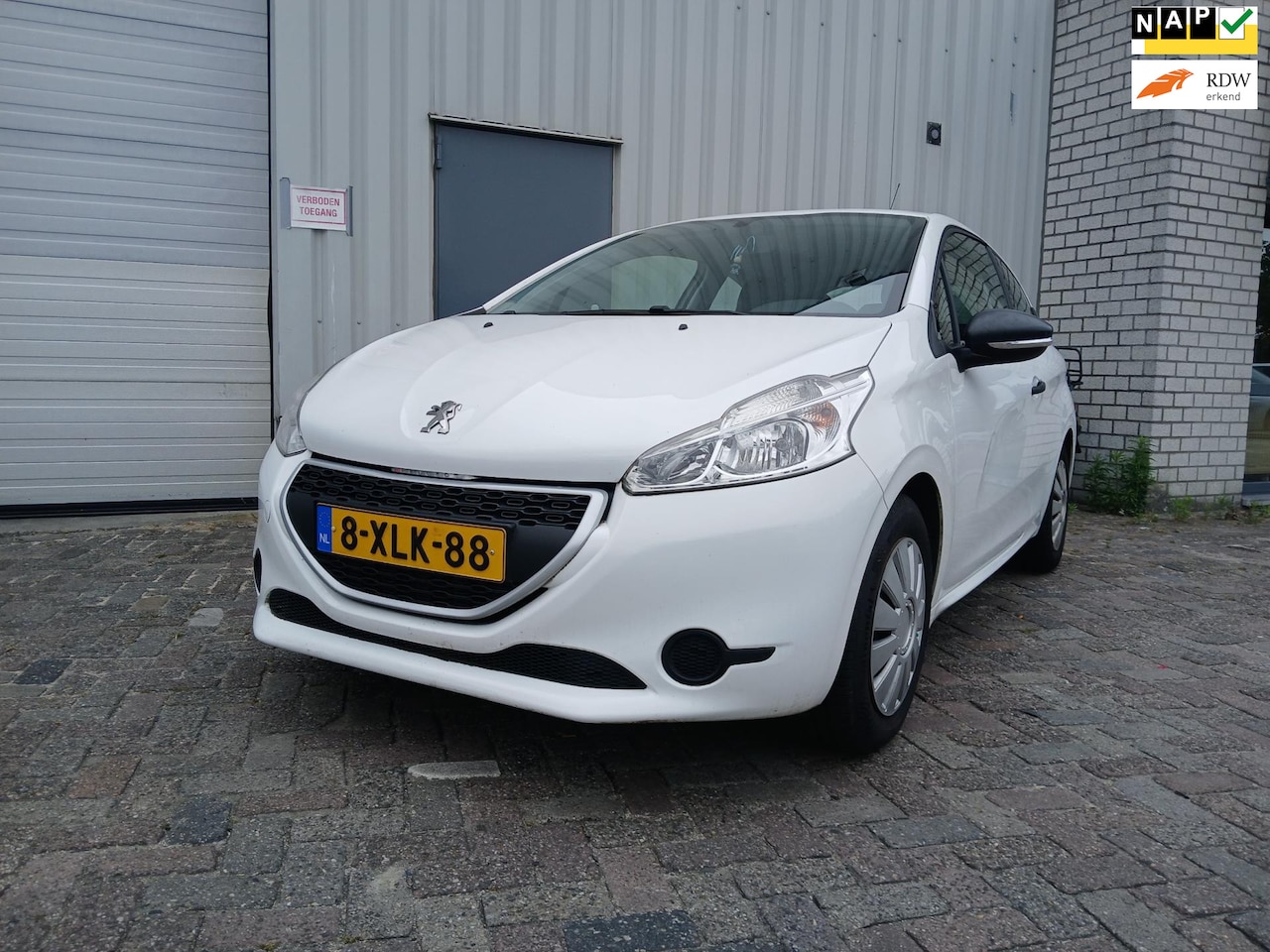 Peugeot 208 - 1.0 VTi Access SCHADEAUTO!! - AutoWereld.nl