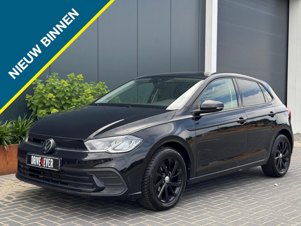 Volkswagen Polo - 1.0 TSI Life Bns Aut 2023 NAVI CLIMATE PDC SPORTVELGEN - AutoWereld.nl