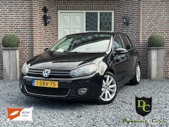 Volkswagen Golf - 1.6 TDI Highline BM *Clima Navi PDC Trekhaak