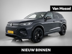 Volkswagen Tiguan - 1.5 eHybrid R-Line Edition 272 PK | Panoramadak | Apple Carplay | Black style | Navigatie