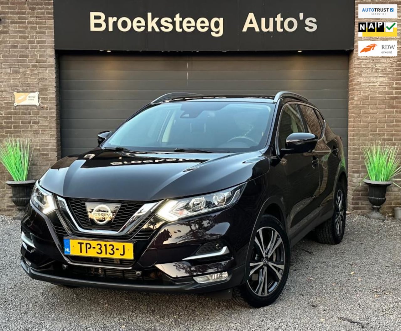 Nissan Qashqai - 1.2 N-Connecta NLauto/Zeernetjes/Volleauto - AutoWereld.nl