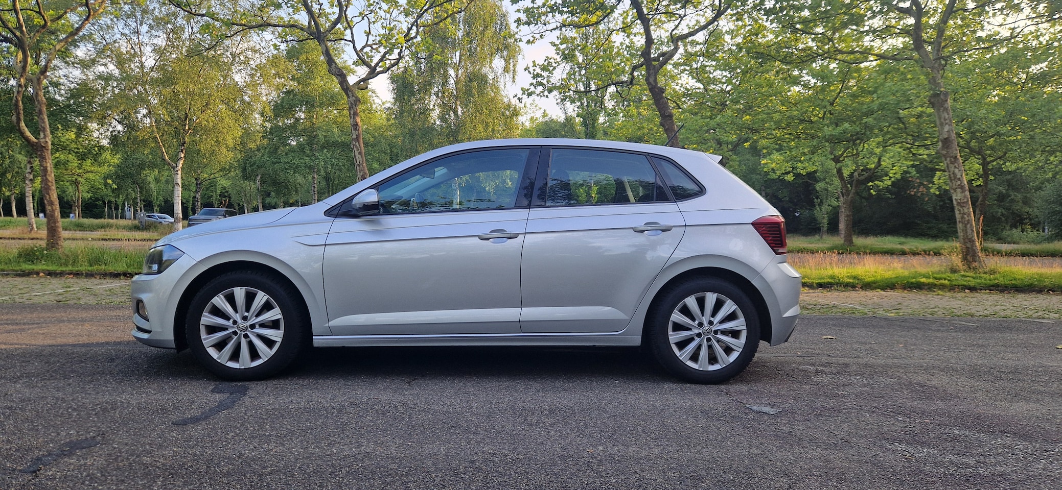Volkswagen Polo - 1.0 TSI Highline Airco | Adaptief Cruise Control | Apple & Android Carplay | Clima | 115PK | 6 vers. - AutoWereld.nl