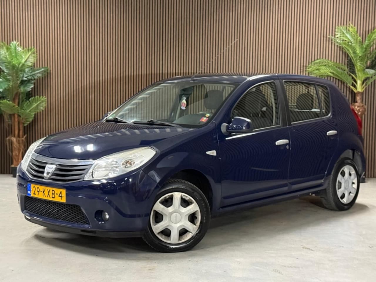 Dacia Sandero - 1.2 Lauréate 1.2 Lauréate - AutoWereld.nl