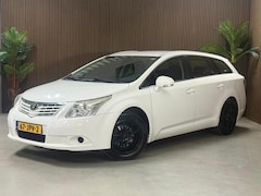 Toyota Avensis Wagon - 1.6 VVTi Comfort