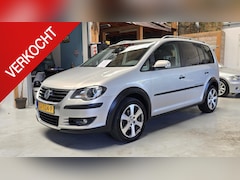 Volkswagen Touran Cross - 1.4 TSI Xenon, 17" LMV, Clima, cruisecontrole,