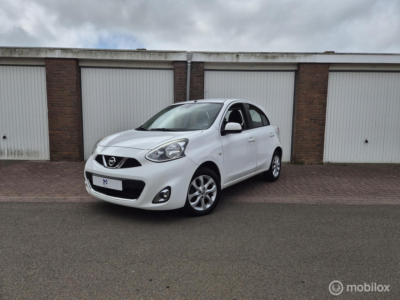 Nissan Micra - 1.2 Acenta / Dealeronderhouden/ Stoelverwarming / Automatische Airco / Cruisecontrol - AutoWereld.nl