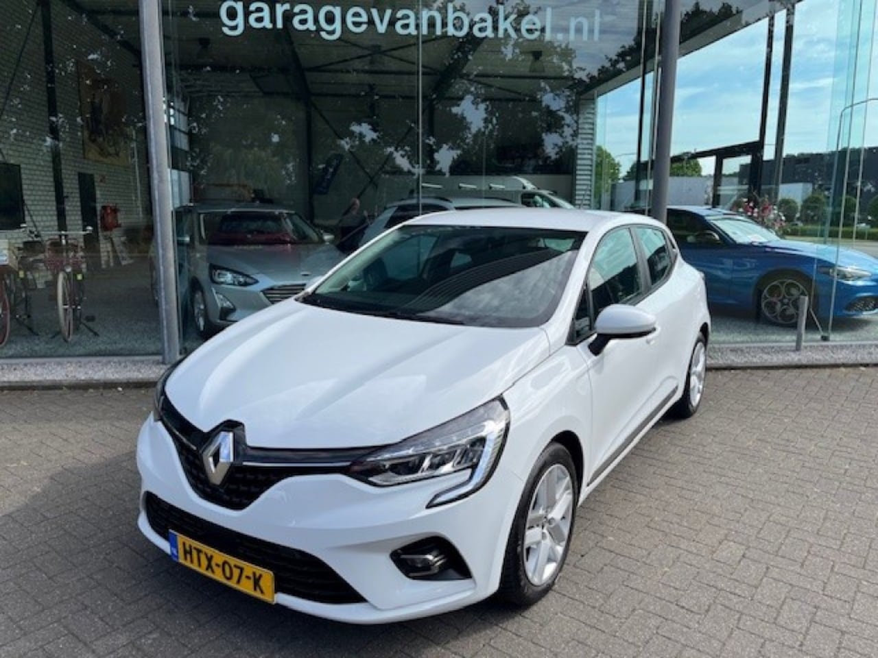 Renault Clio - 1.0 Business Line Climate/Carplay/Navi - AutoWereld.nl