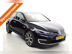 Volkswagen e-Golf - LEDER privacy glas- inhaal det, navy, stoelverw, achteruitrijcamera, keyless entry, dyn kn