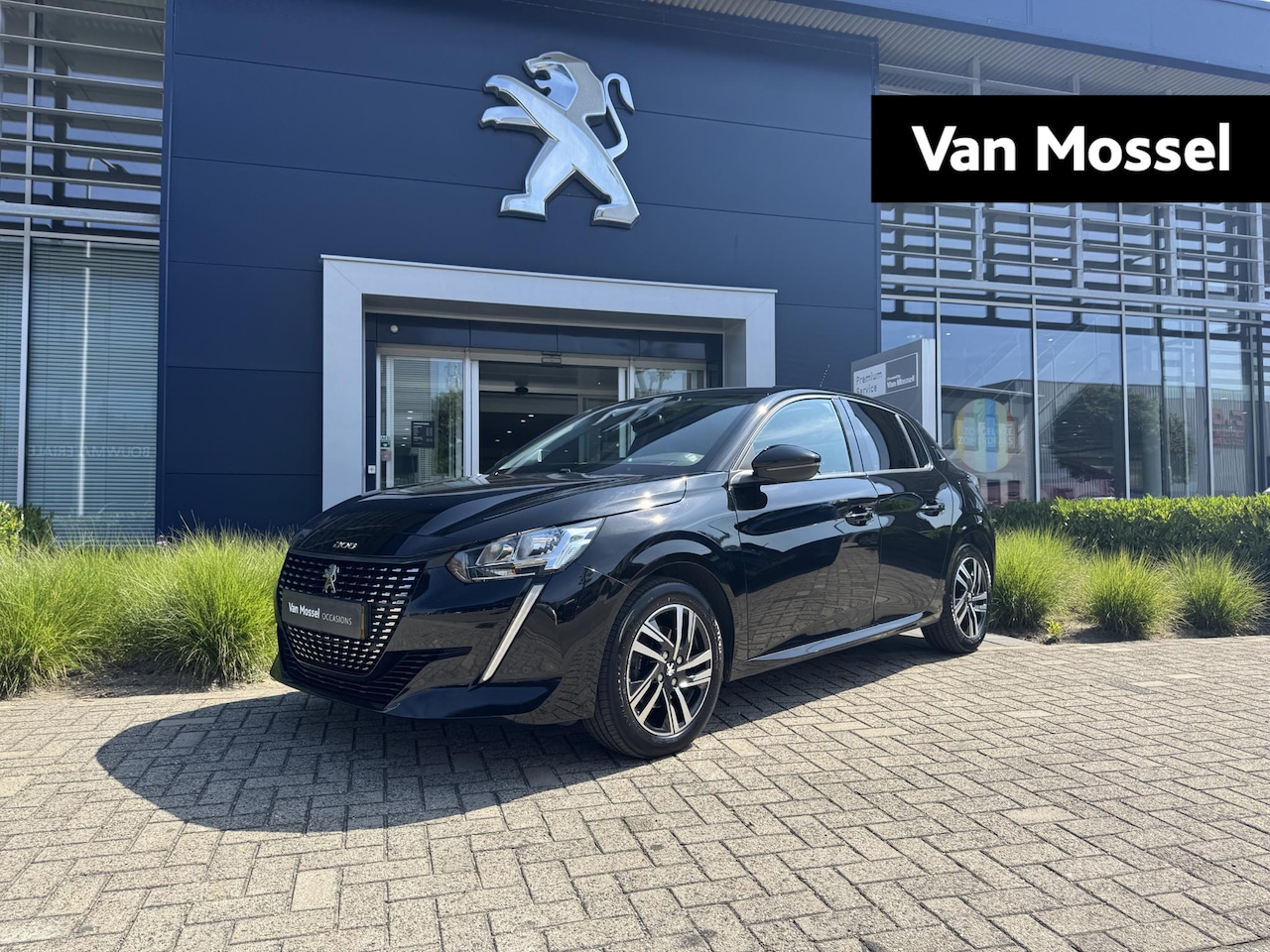 Peugeot 208 - 1.2 PureTech Blue Lease Active | Airco | Navigatie | Apple Carplay/Android Auto - AutoWereld.nl