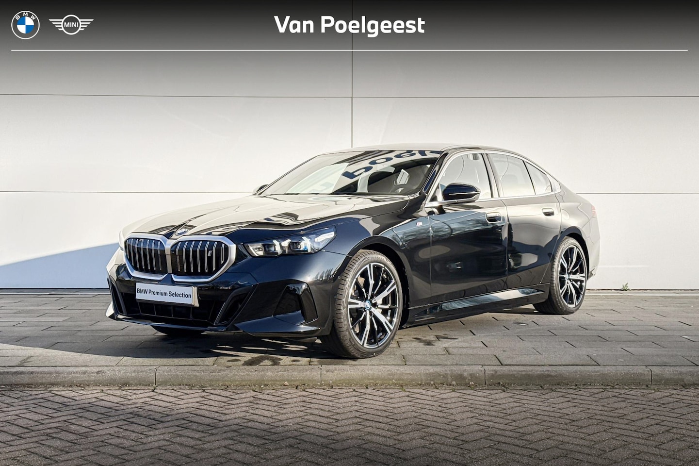 BMW i5 - Sedan eDrive40 | M Sport | Glazen Panoramadak | Stoelverwarming | Harman Kardon | - AutoWereld.nl
