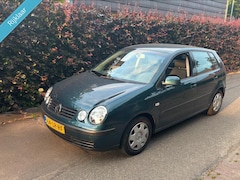 Volkswagen Polo - 1.4 AUTOMAAT Lage km Airco Cruise 5D Nw Apk Riem vervangen Uitstekende staat