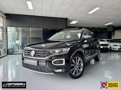 Volkswagen T-Roc - 1.5 TSI Sport DSG PANO KEYLESS BLIND ACC