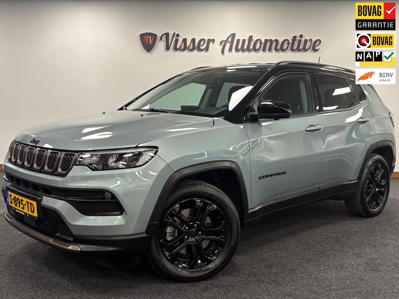 Jeep Compass - 4xe 240 Plug-in Hybrid*Black-Edition*NAP*Xenon*360 Camera*Cruise-Control*PDC* - AutoWereld.nl