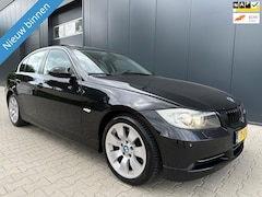 BMW 3-serie - 330i EXECUTIVE LEDER LMV NAVI