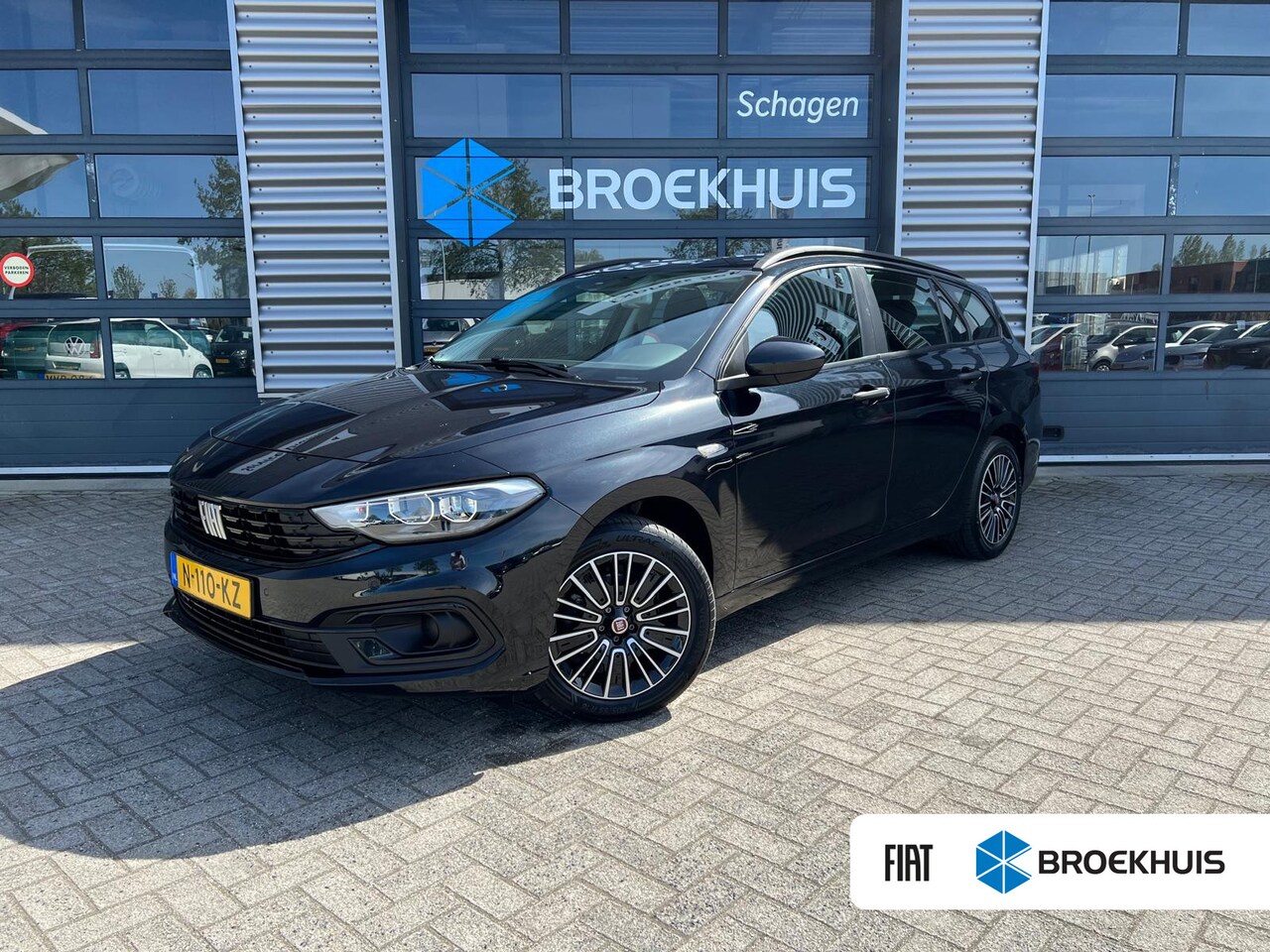 Fiat Tipo Stationwagon - 1.0 100 pk City Life | Achteruitrijcamera | Airco (automatisch) | Apple Carplay/Android Au - AutoWereld.nl