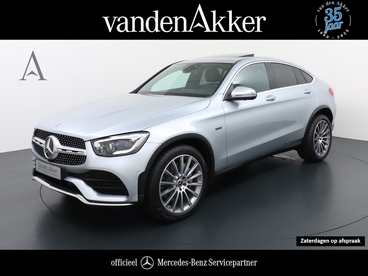 Mercedes-Benz GLC-klasse Coupé - 300e AMG // Luchtvering // Burmester // Schuifdak // 360 Camera // Memory Stoelen // Multi - AutoWereld.nl