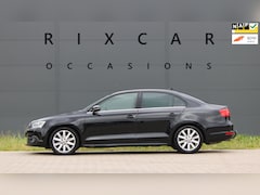 Volkswagen Jetta - 1.4 TSI High Executive Line Automaat Trekhaak NIEUWBINNEN