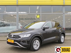 Volkswagen T-Roc - 1.0 TSI Life -110pk- | Multimedia pakket | Camera | Digitale Cockpit | LED | Rijklaarprijs