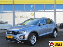 Volkswagen T-Roc - 1.0 TSI Life -110pk- | LED | App Connect | Parkeer Assistent | Lane Assist | Climate Contr