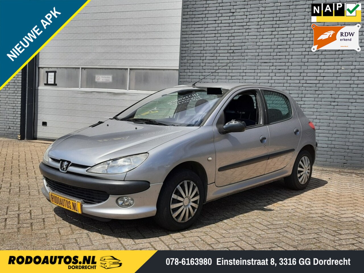 Peugeot 206 - 1.6-16V Gentry 5-Deurs Airco Nw APK - AutoWereld.nl