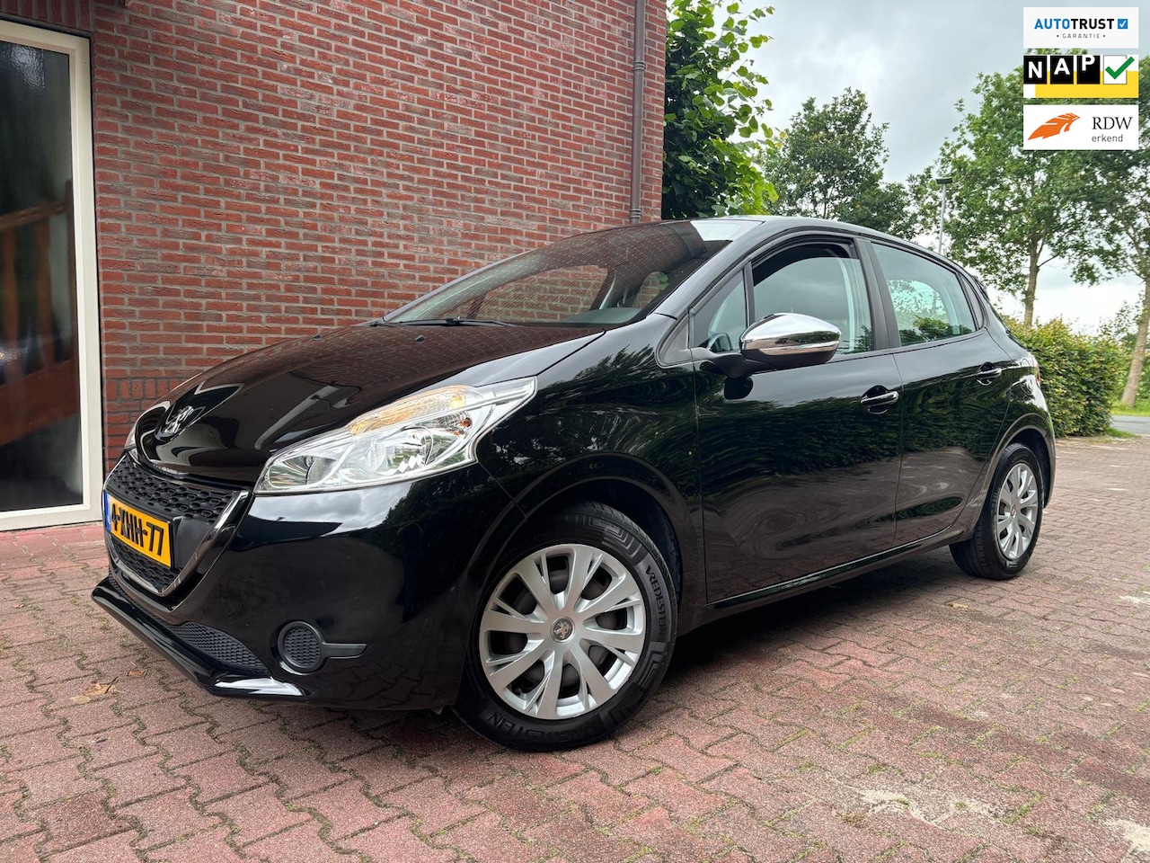 Peugeot 208 - 1.0 Vti LIKE 1.0 VTi LIKE - AutoWereld.nl