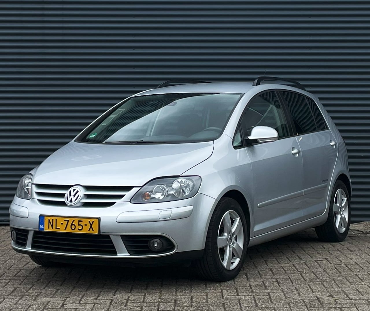 Volkswagen Golf Plus - 1.4 16V 80PK - AutoWereld.nl