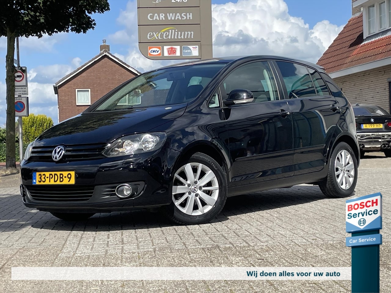 Volkswagen Golf Plus - 1.2 TSI Trendline / Org NL / Navi / Trekhaak / Cruise / Clima / Pdc / Lichtmetaal - AutoWereld.nl