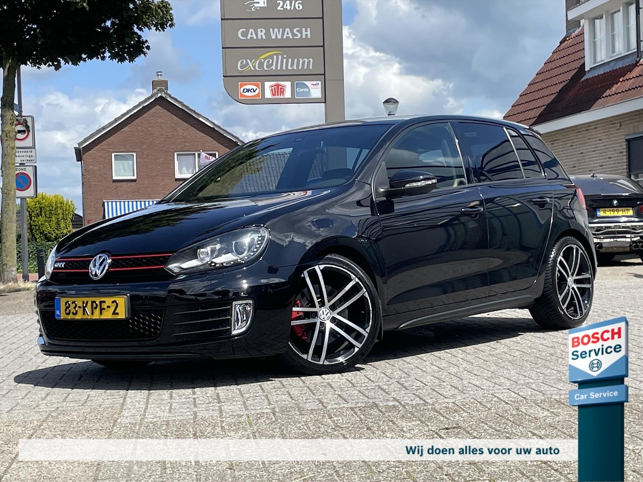 Volkswagen Golf - 2.0 TSI GTI 210PK / Org NL / Leder / Led / Trekhaak / Stoelverwarming / Clima / Cruise / 5 - AutoWereld.nl