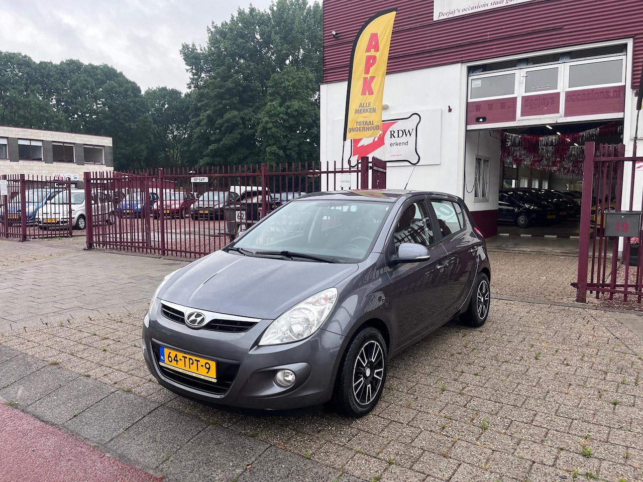 Hyundai i20 - 1.2i Plus 1.2i Plus - AutoWereld.nl