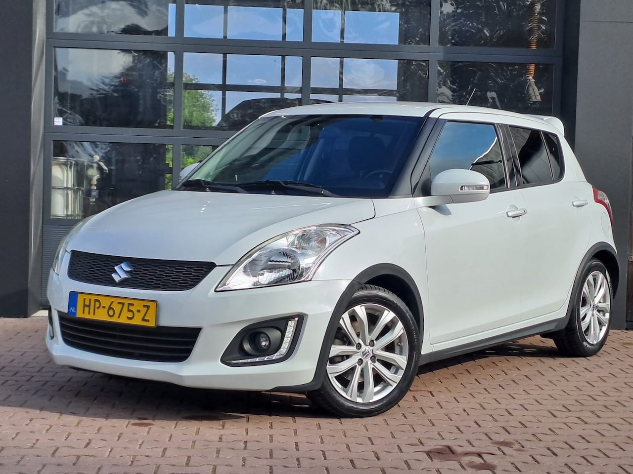 Suzuki Swift - 1.2 Exclusive EASSS 1.2 Exclusive EASSS - AutoWereld.nl