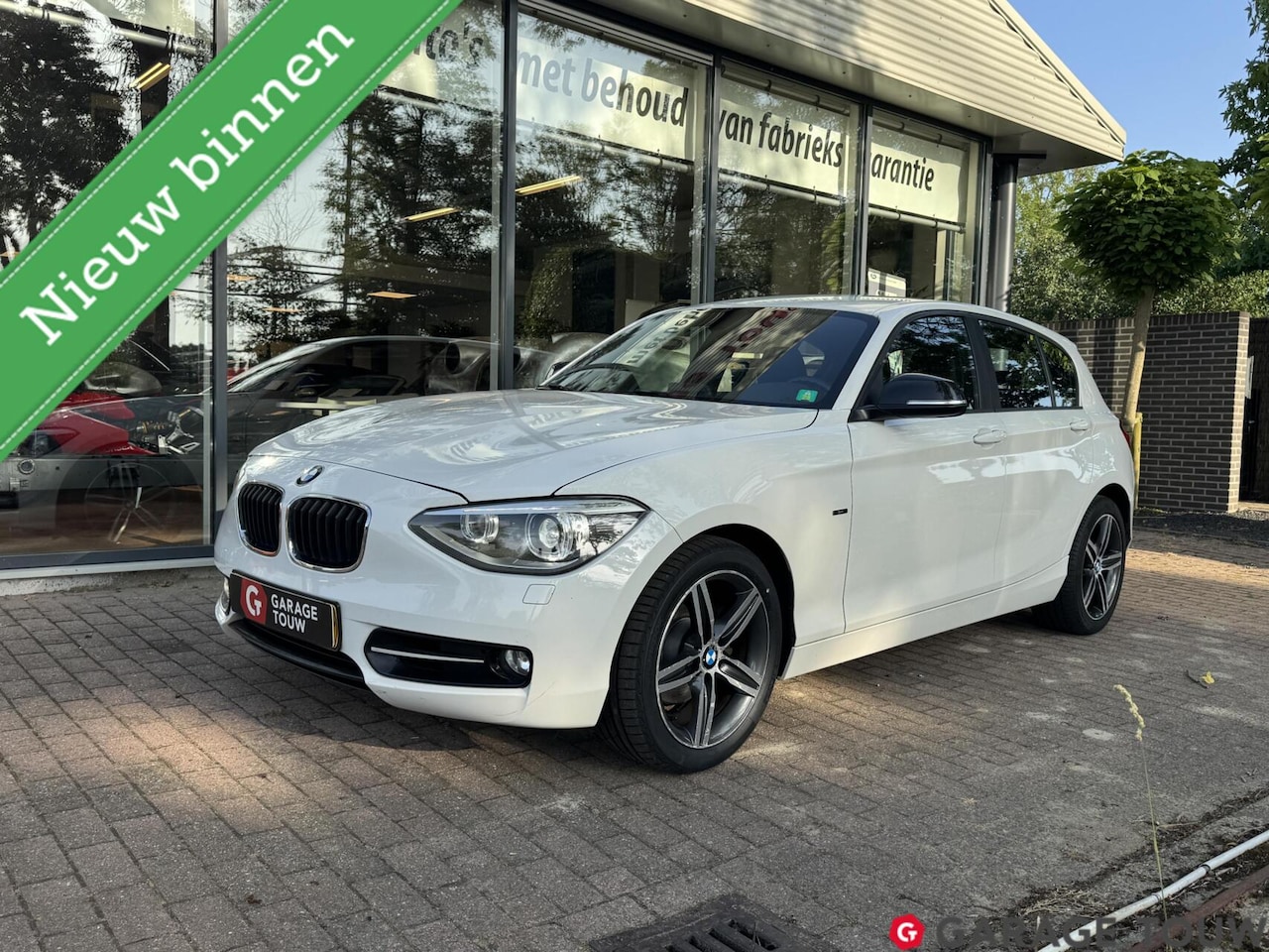 BMW 1-serie - 118i Business+ Sport Xenon, Afn. trekh. NL. auto - AutoWereld.nl