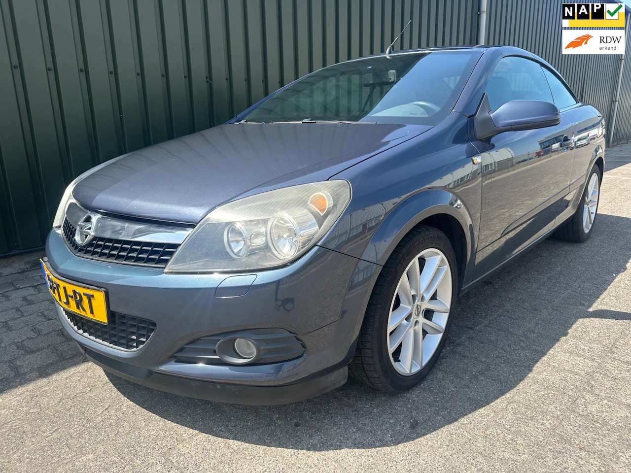 Opel Astra TwinTop - 1.8 Cosmo 1.8 Cosmo - AutoWereld.nl