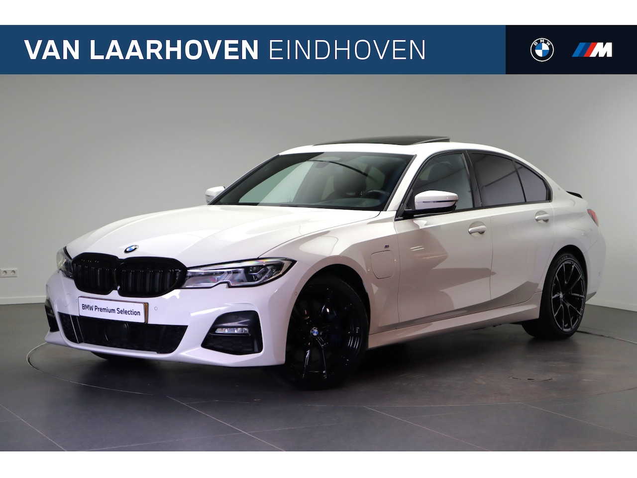 BMW 3-serie - 330e High Executive M Sport Automaat / Schuif-kanteldak / Laserlight / Sportstoelen / Acht - AutoWereld.nl