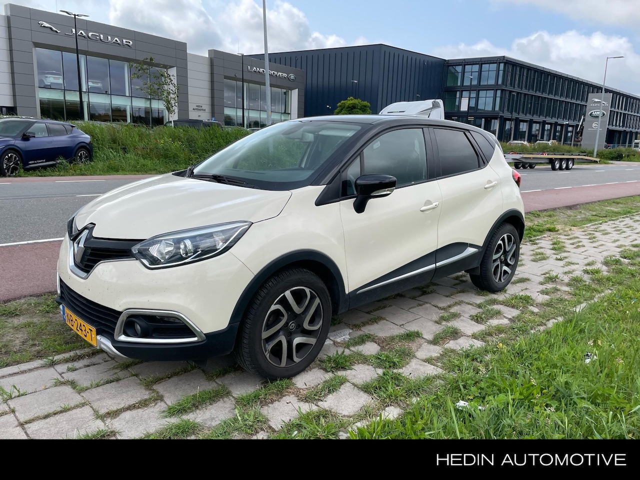 Renault Captur - 1.2 120pk TCe Xmod Automaat | Navigatie | Parkeer Camera | Stoel Verwarming | Cruise Contr - AutoWereld.nl