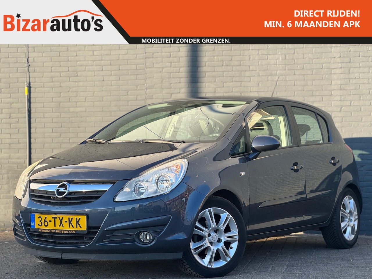 Opel Corsa - 1.4-16V Cosmo | Automaat | Trekhaak | 5 deurs - AutoWereld.nl