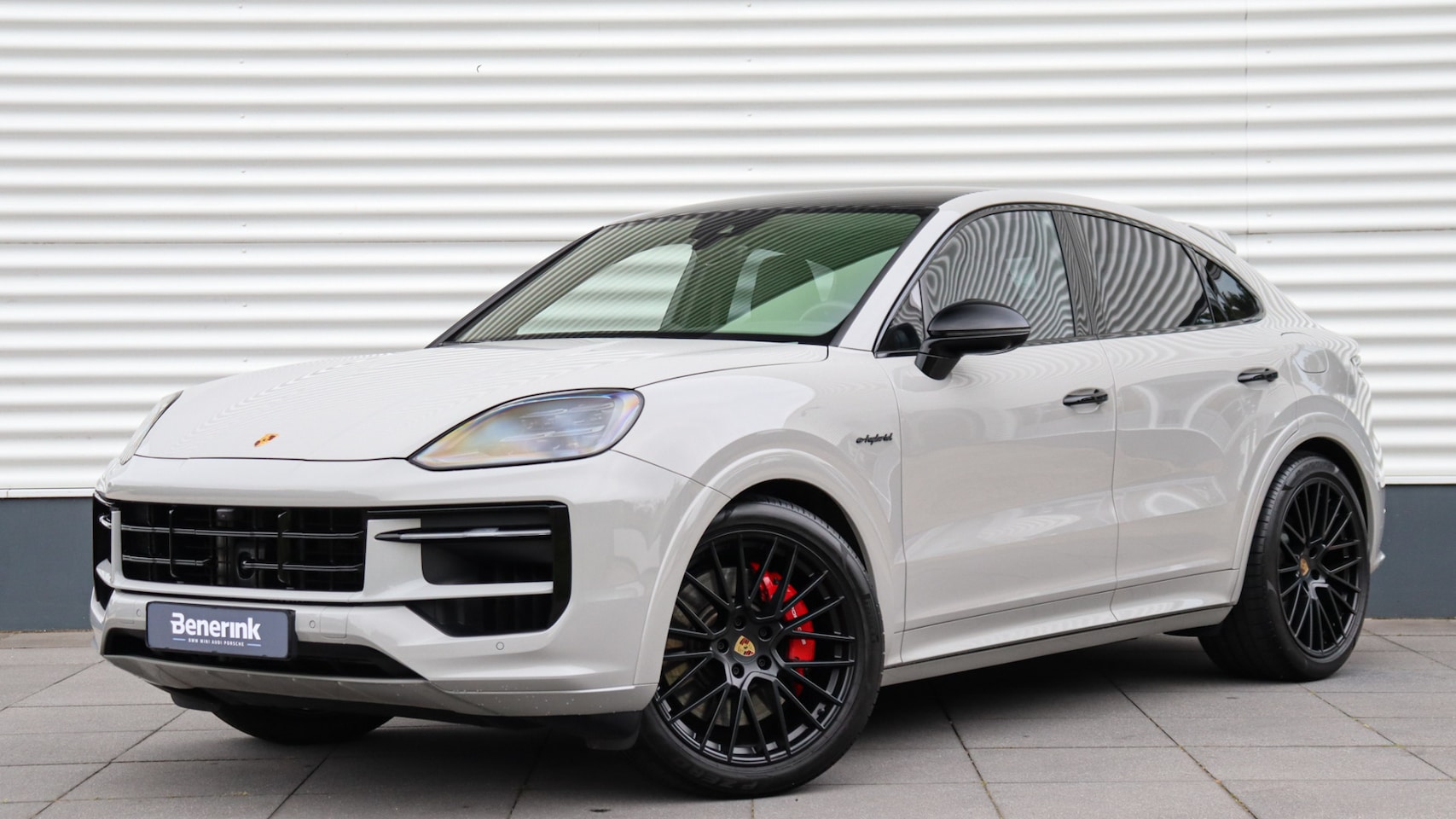 Porsche Cayenne Coupé - S E-Hybrid SportDesign | Stoelventilatie | InnoDrive | Sportuitlaat | HD Matrix | Soft-Clo - AutoWereld.nl
