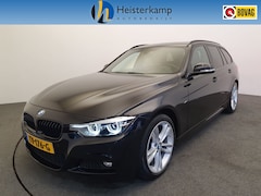BMW 3-serie Touring - 320i M-sport Trekhaak, Panoramadak, Leder