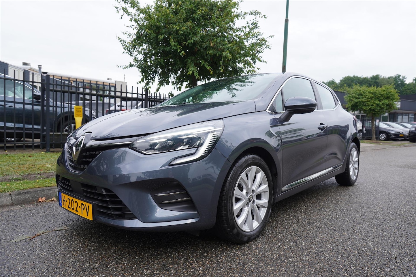 Renault Clio - 1.0 TCe 100pk Intens Clima Navi Multi Media Xenon - AutoWereld.nl