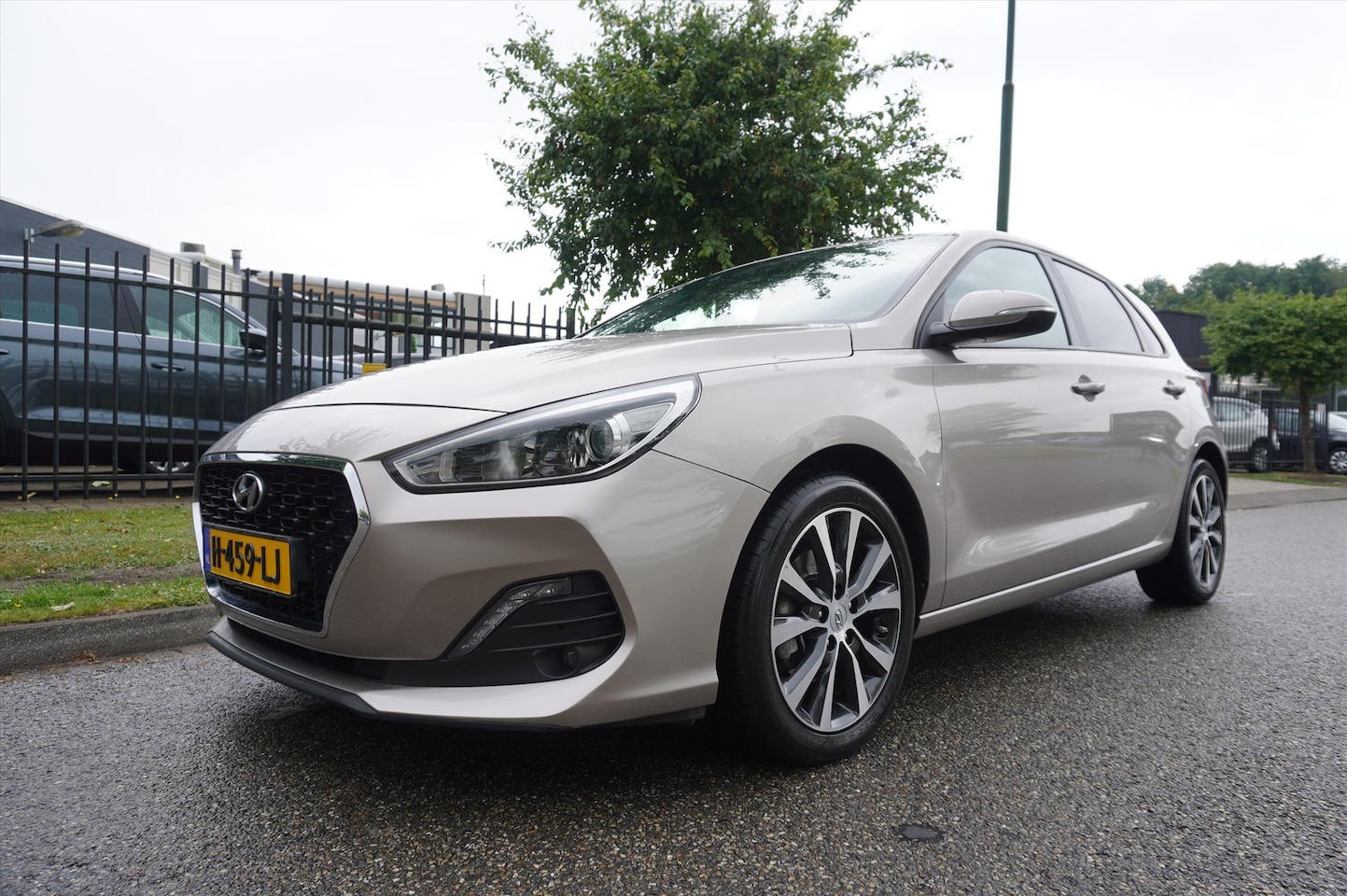 Hyundai i30 - 1.0 T-GDi 120pk Comfort Clima Navi 53.795 KM - AutoWereld.nl