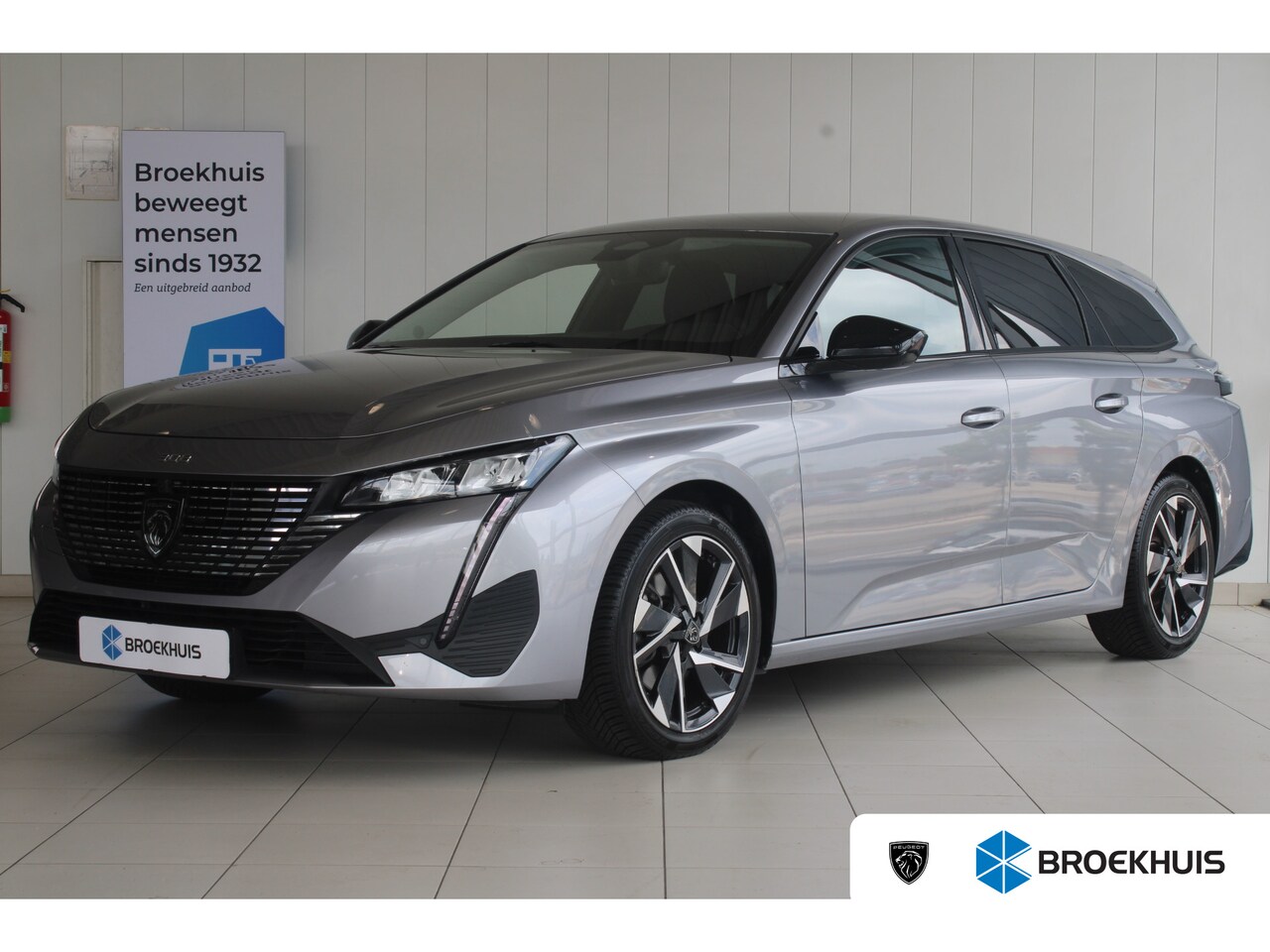Peugeot 308 SW - 1.2 Turbo 130-PK Allure EAT8 AUTOMAAT | PARKEERCAMERA | COMFORT STOELEN | NAVI | ADAPTIVE - AutoWereld.nl