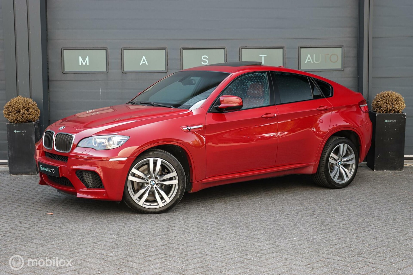 BMW X6 - 4.4i M | Pano | Carbon | Soft close | Leder | Navi - AutoWereld.nl