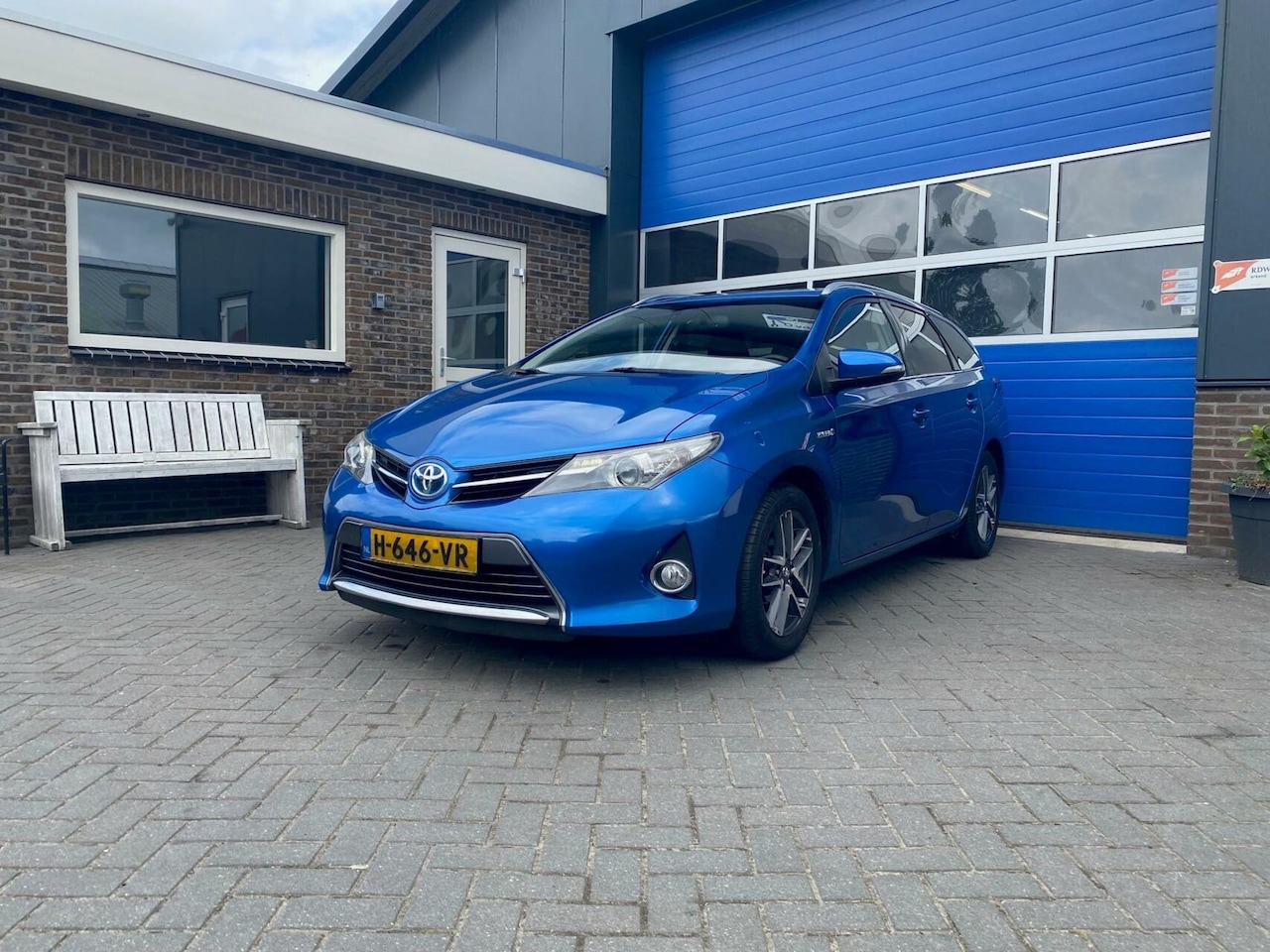 Toyota Auris - 1.8 Hybrid Lease Top 5 editie 1.8 Hybrid Lease+ Top 5 editie - AutoWereld.nl