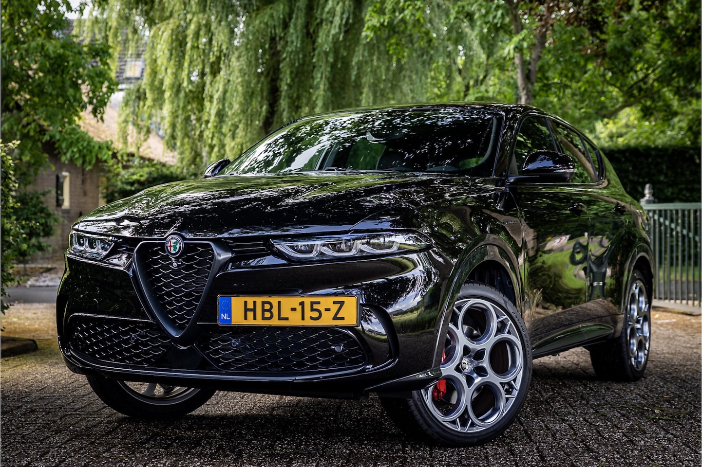 Alfa Romeo Tonale - 1.3T PHEV 280 PK Veloce AWD 20" Technology Pack Adaptive Cruise 360 Camera - AutoWereld.nl