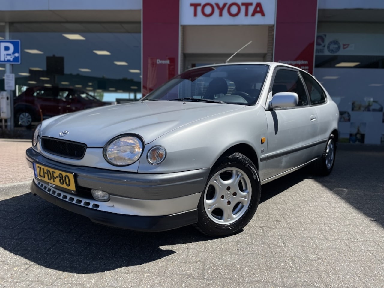 Toyota Corolla - 1.6-16V G6 | Elektr. Verst. Buitenspiegels | Airco | Radio - AutoWereld.nl