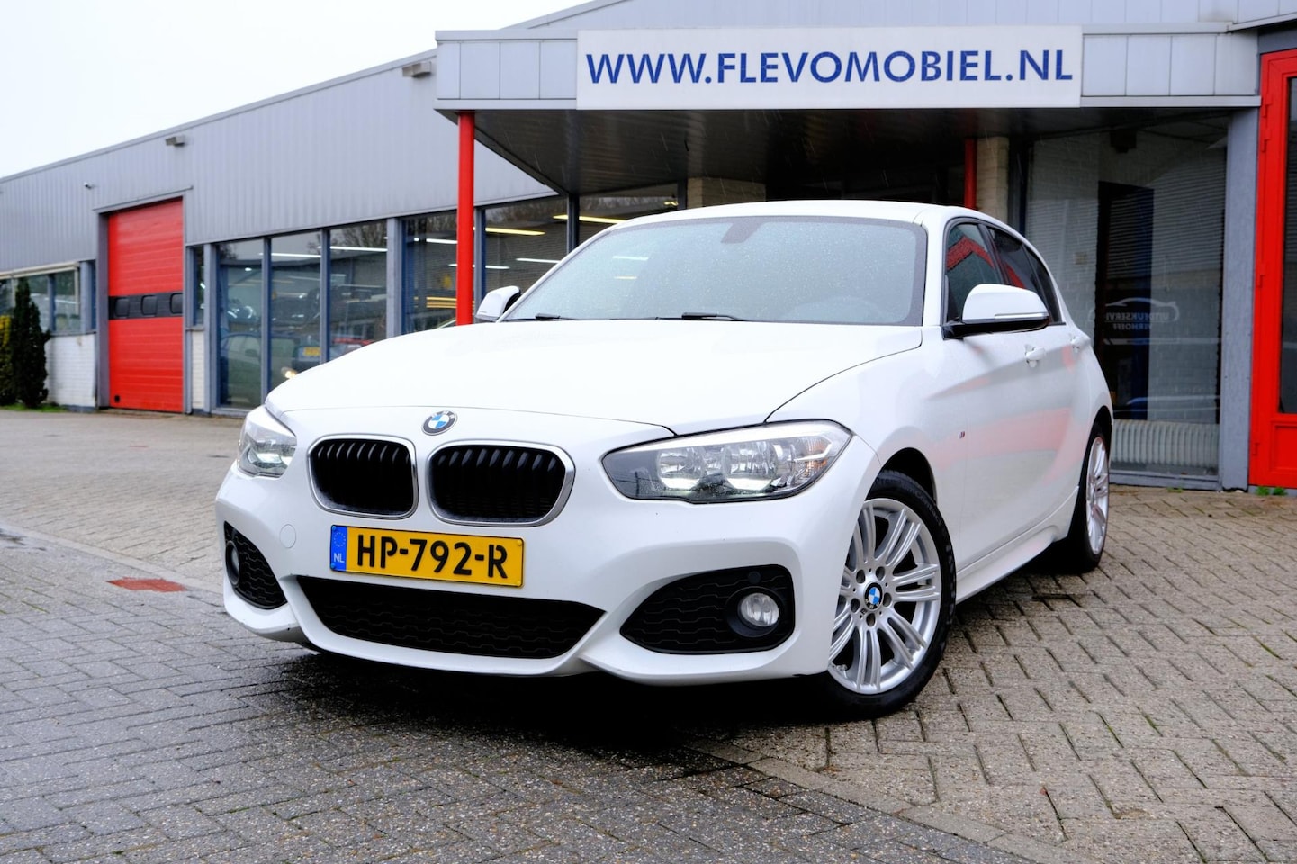 BMW 1-serie - 118d M Sport Edition Aut. Navi|Cruise|Clima|Sportstoelen - AutoWereld.nl