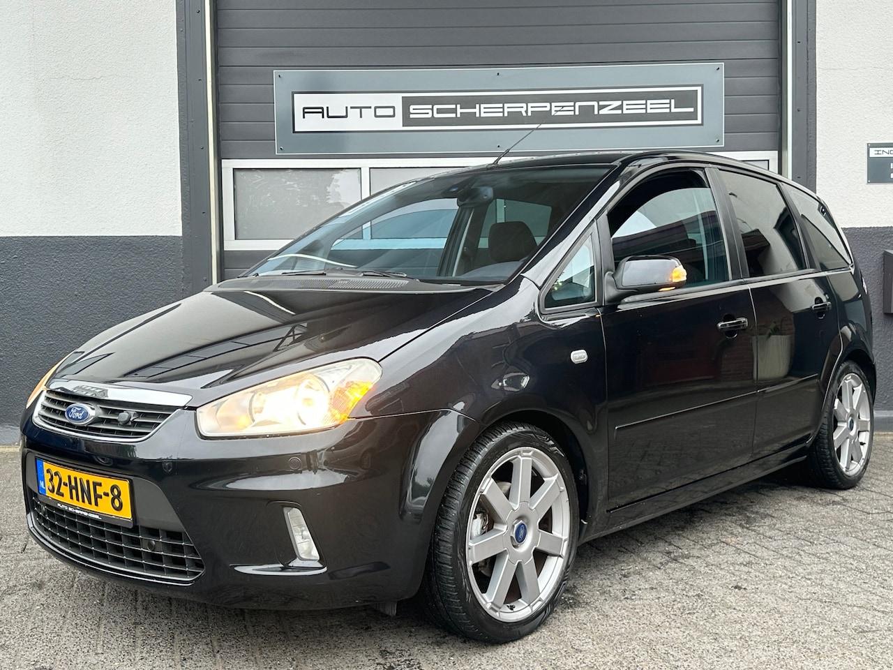 Ford C-Max - 1.8-16V Titanium Flexifuel | AIRCO | NAVI | CRUISE | TREKHAAK | - AutoWereld.nl