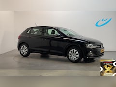 Volkswagen Polo - 1.0 TSI Comfortline Navigatie Parkeersensoren DAB+ App-Connect